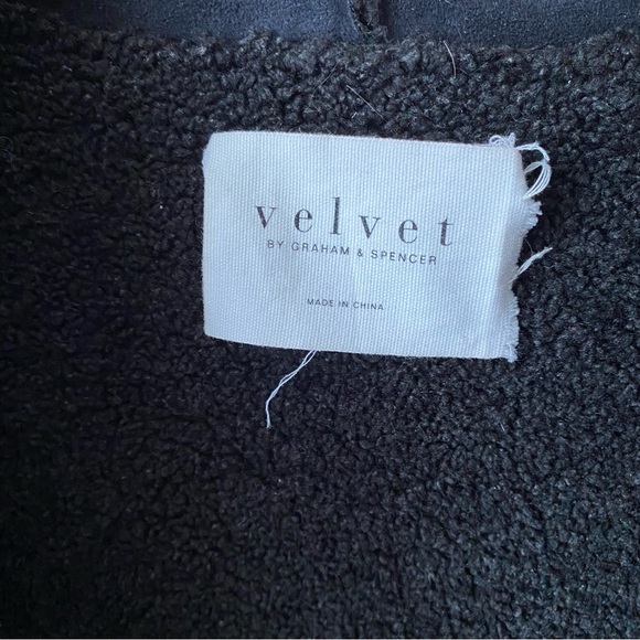 Velvet by Graham and Spencer women’s Black Faux Suede Sherpa-Lined Jacket - XS - Picture 7 of 13